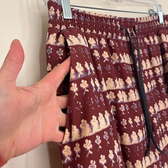 Lululemon Shorts size M - Picture 4 of 6